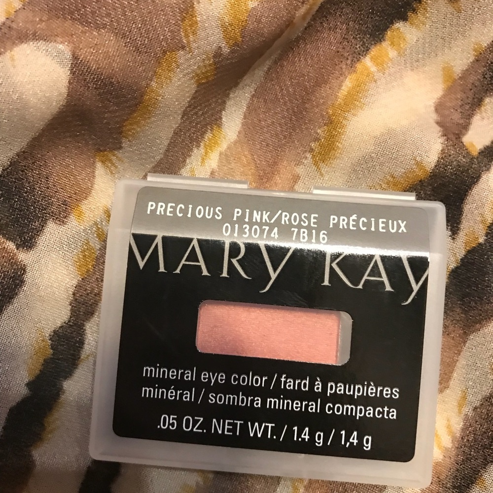 NWT Mineral eye color